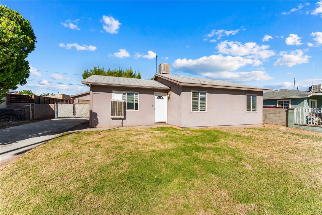 38457 31st E Property Photo 2
