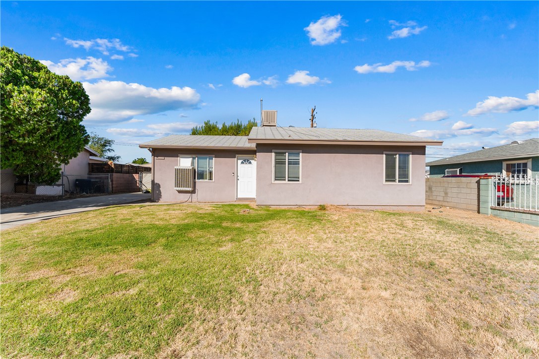 38457 31st E Property Photo 3