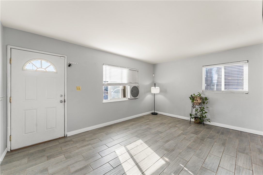38457 31st E Property Photo 6
