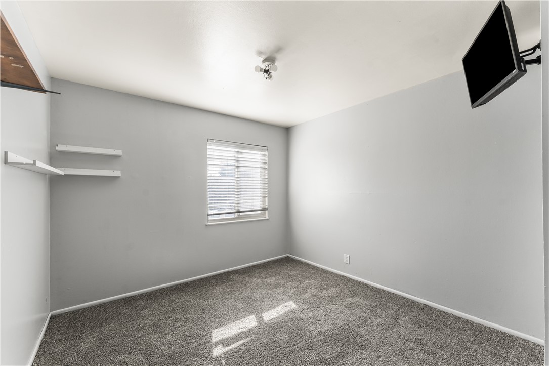 38457 31st E Property Photo 17