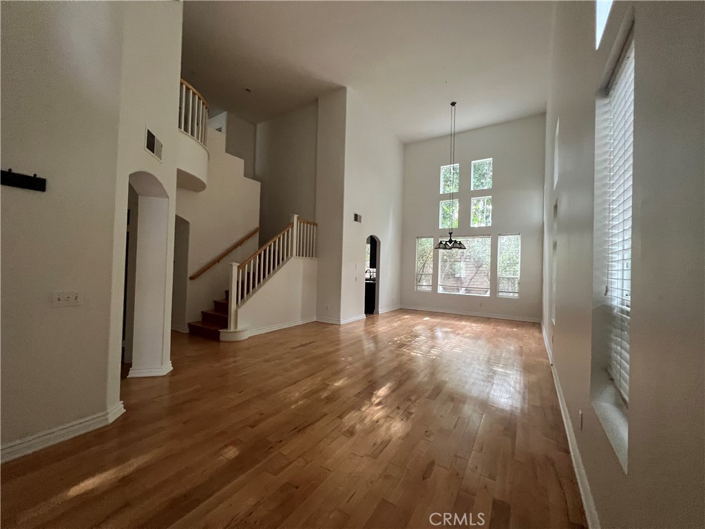 10662 CHIQUITA Property Photo 1