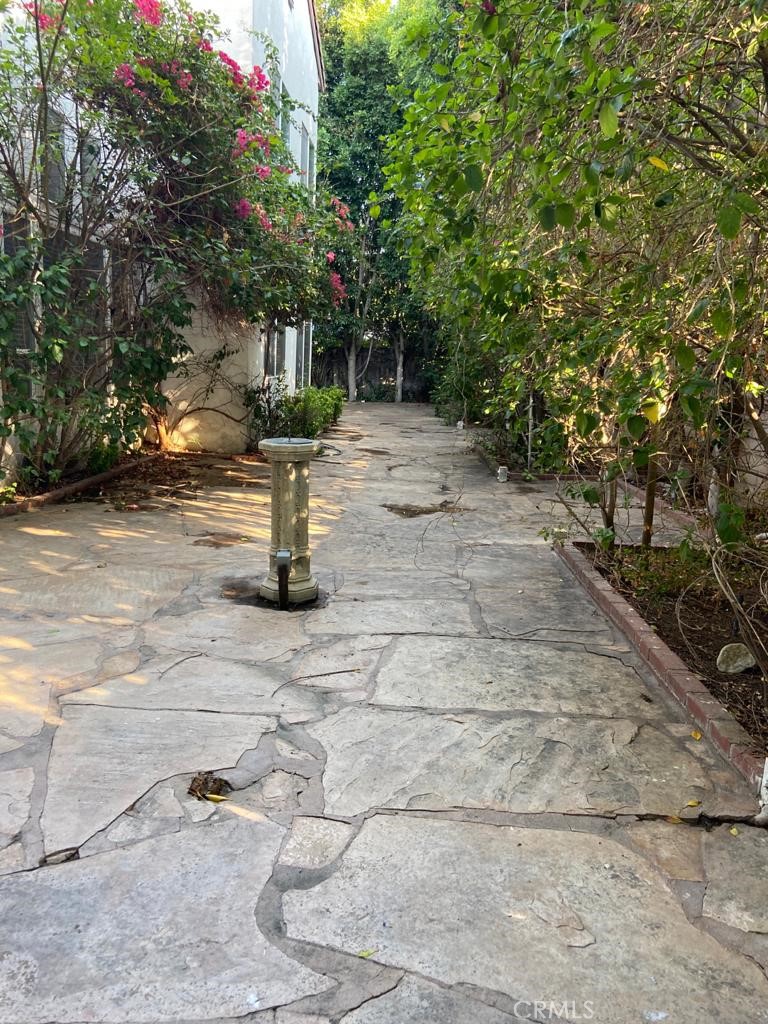 10662 Chiquita Property Photo 4