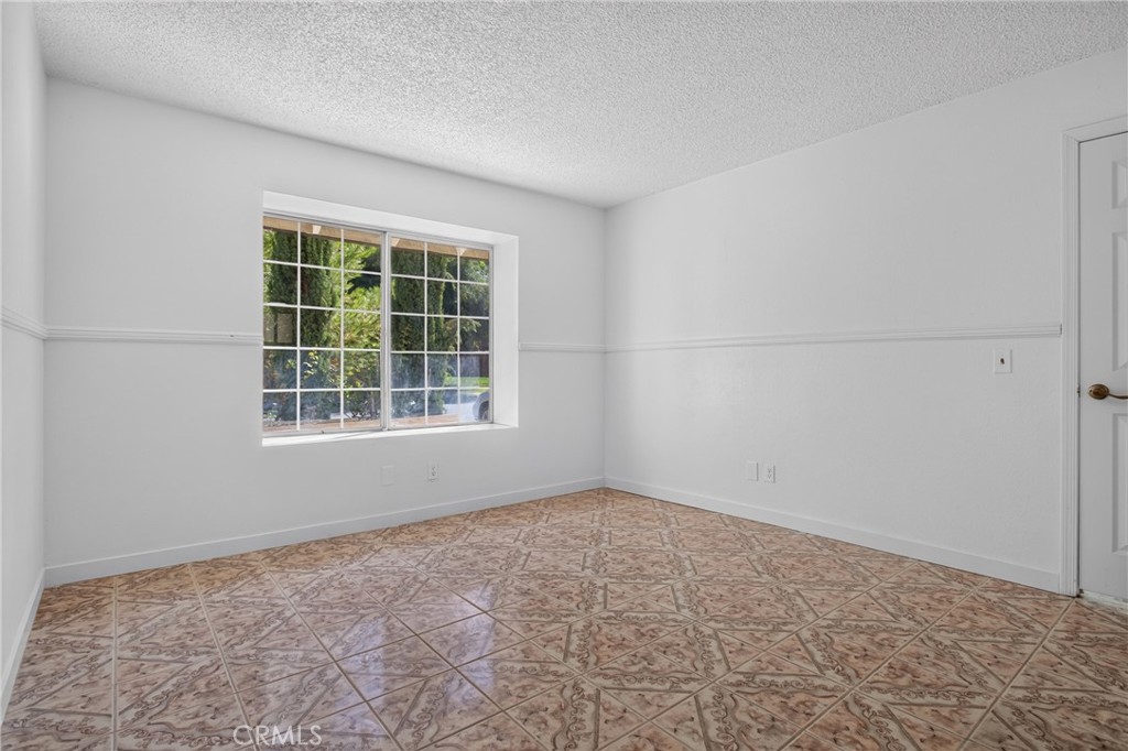 37723 Sandra Lane Property Photo 14