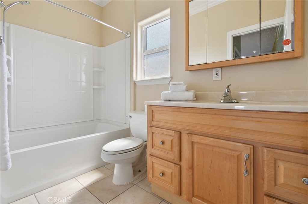 3132 W 152nd Street Property Photo 23