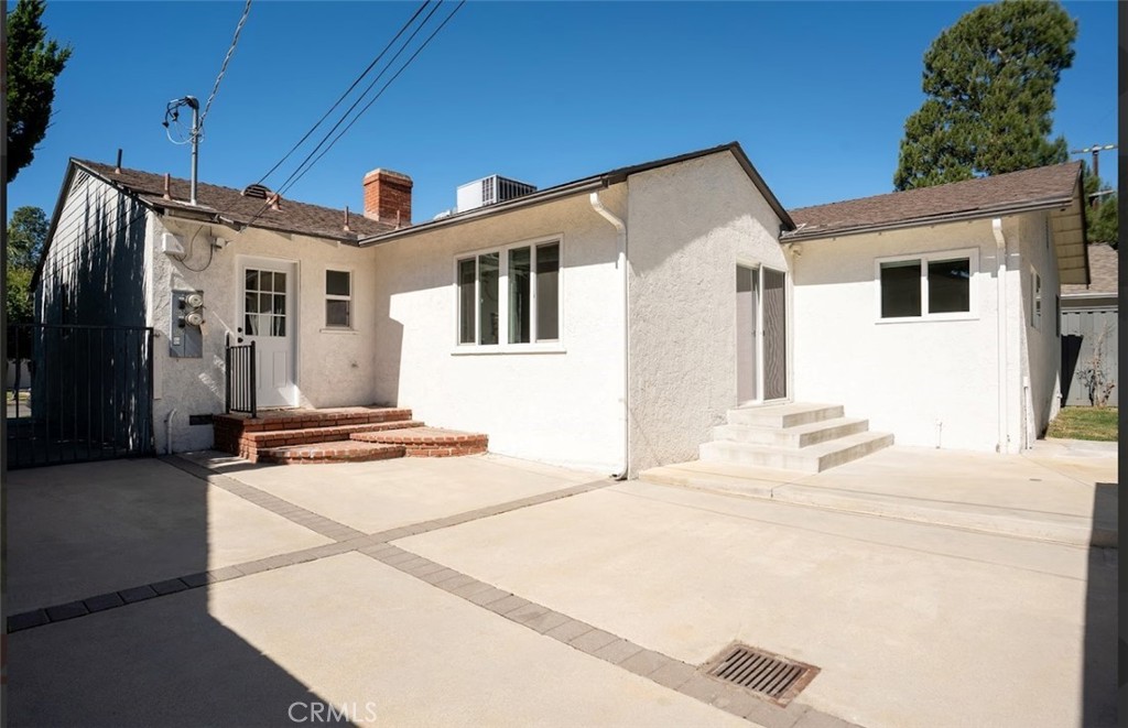 5840 Allott Avenue Property Photo 23