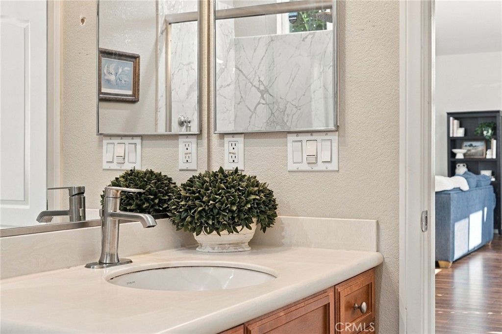 10300 Evora Lane Property Photo 34