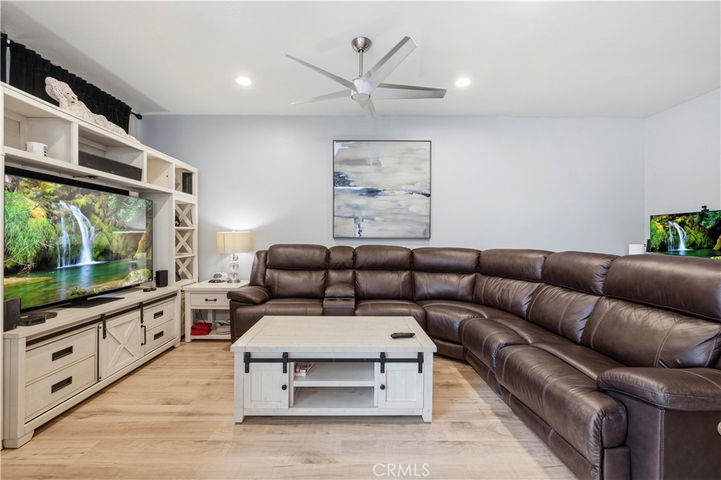 30341 Marigold Property Photo 4