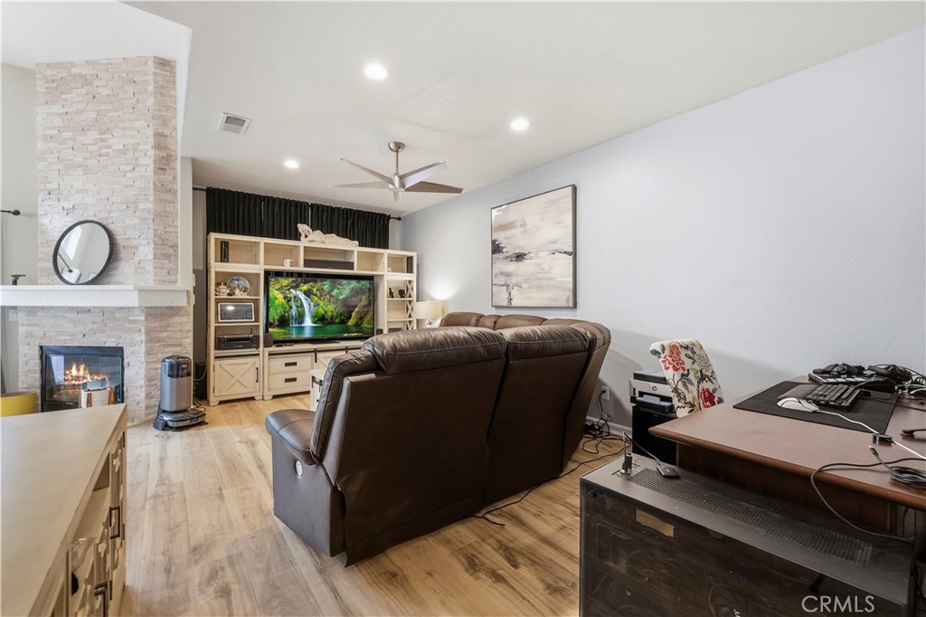30341 Marigold Property Photo 7