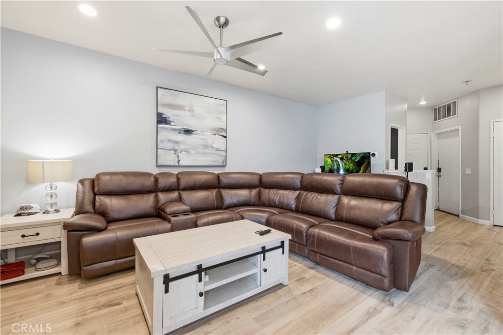 30341 Marigold Property Photo 8