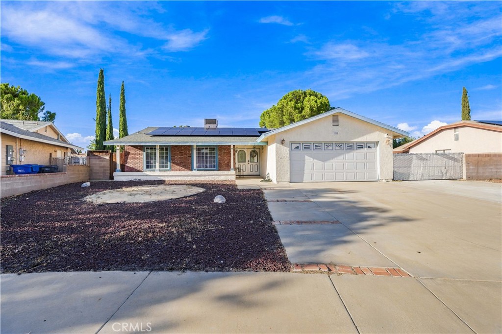 2317 Edam Street Property Photo 1
