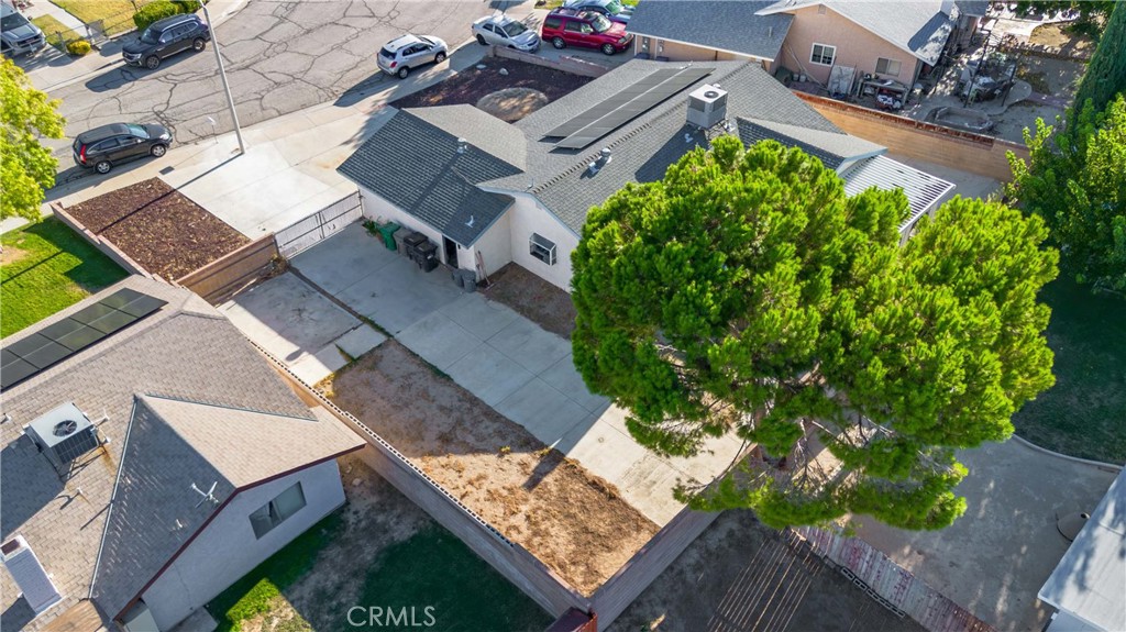 2317 Edam Street Property Photo 28