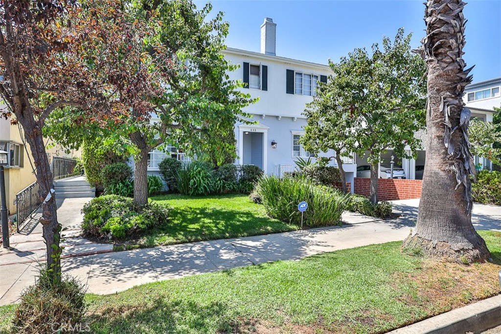 848 5th Street Property Photo 2