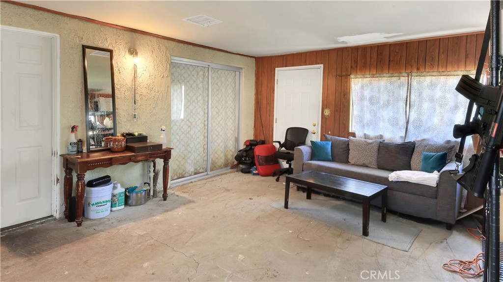 29751 Cromwell Property Photo 22