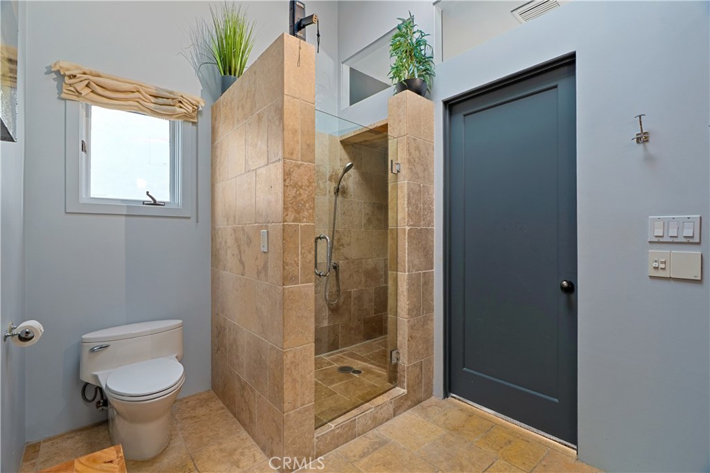14 Anchorage Property Photo 39