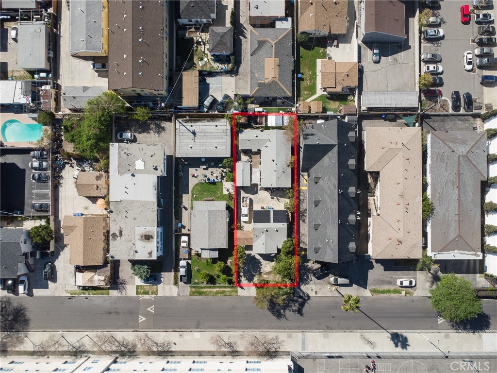 11430 Califa Street Property Photo 11