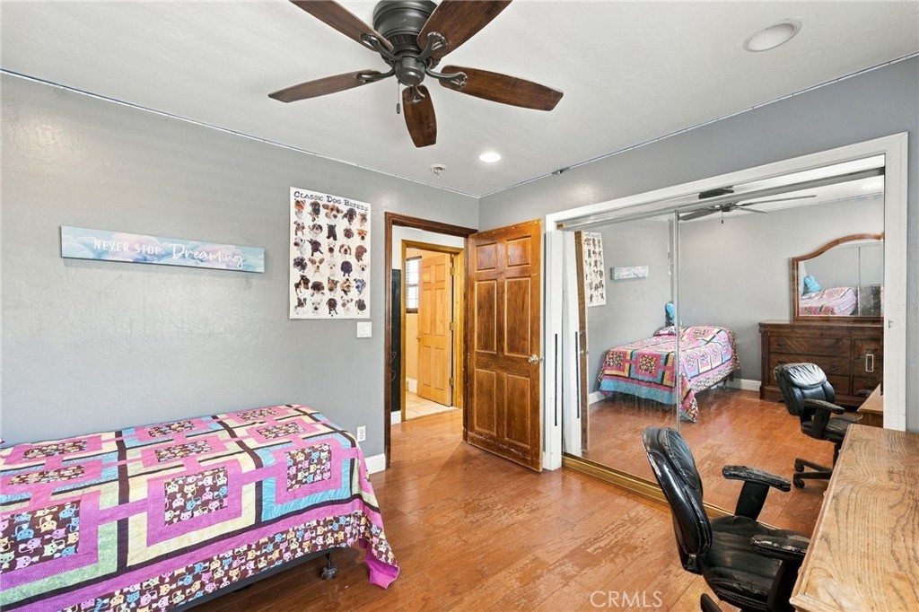 110 E Belle Avenue Property Photo 36