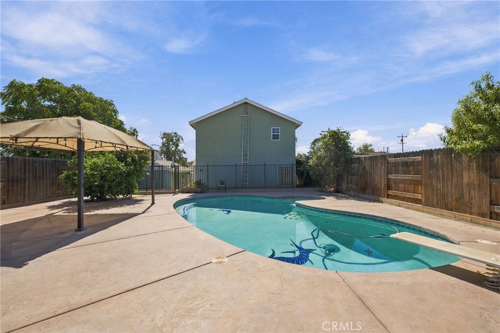 110 E Belle Avenue Property Photo 46