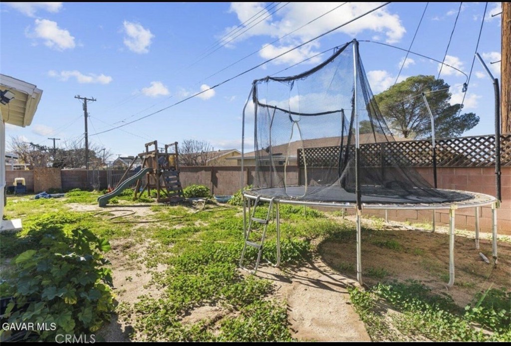 3355 Camden Property Photo 3