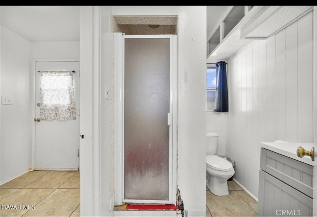 3355 Camden Property Photo 9