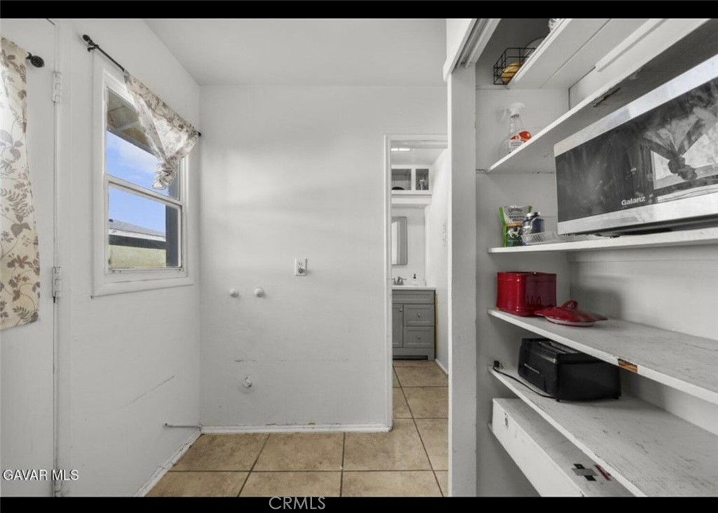 3355 Camden Property Photo 11