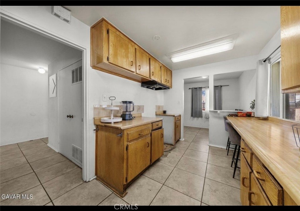 3355 Camden Property Photo 12