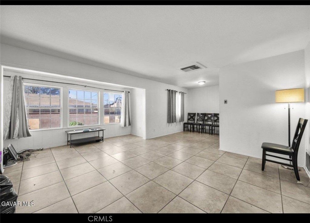 3355 Camden Property Photo 17