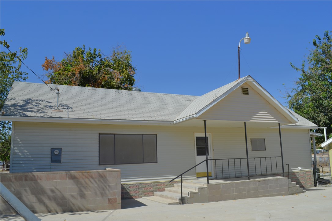 24882 3rd Street Property Photo 2