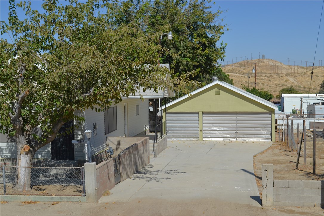 24882 3rd Street Property Photo 15