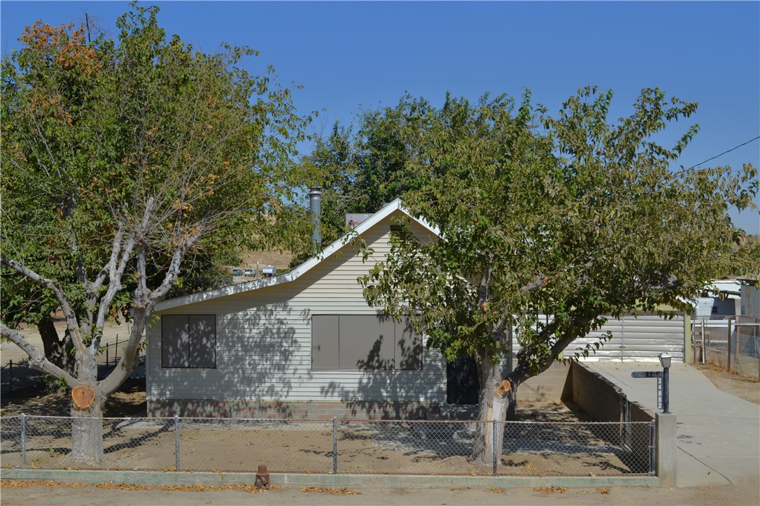 24882 3rd Street Property Photo 16