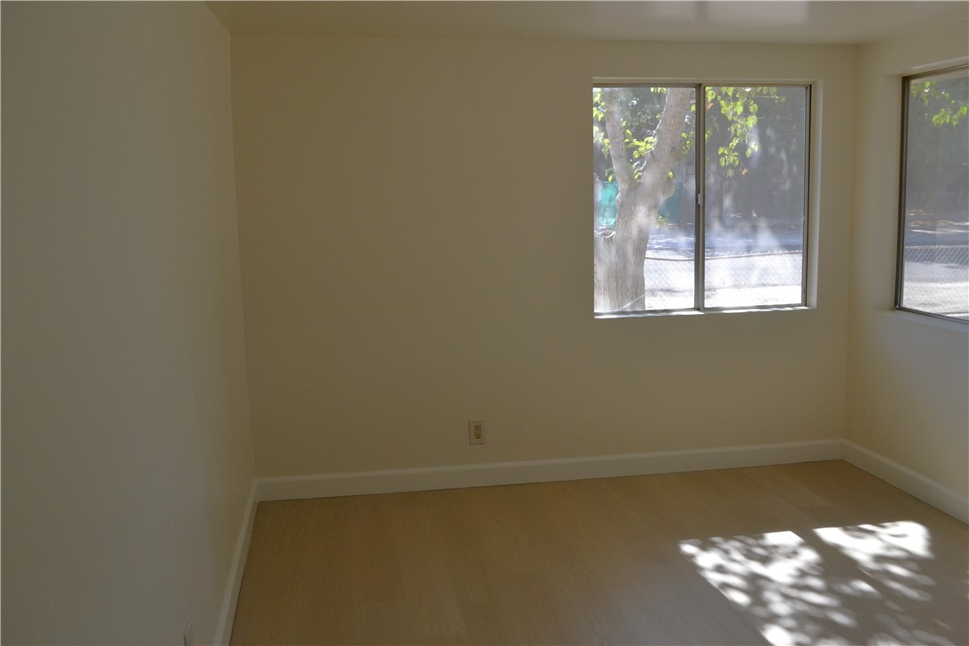 24882 3rd Street Property Photo 32
