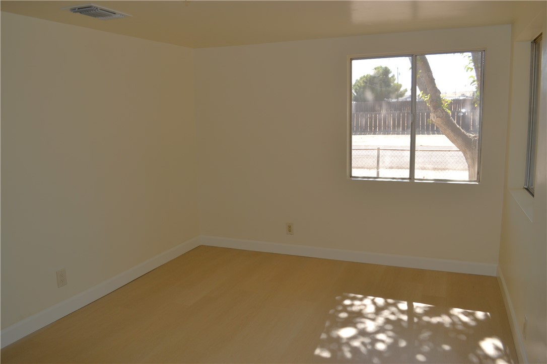 24882 3rd Street Property Photo 33