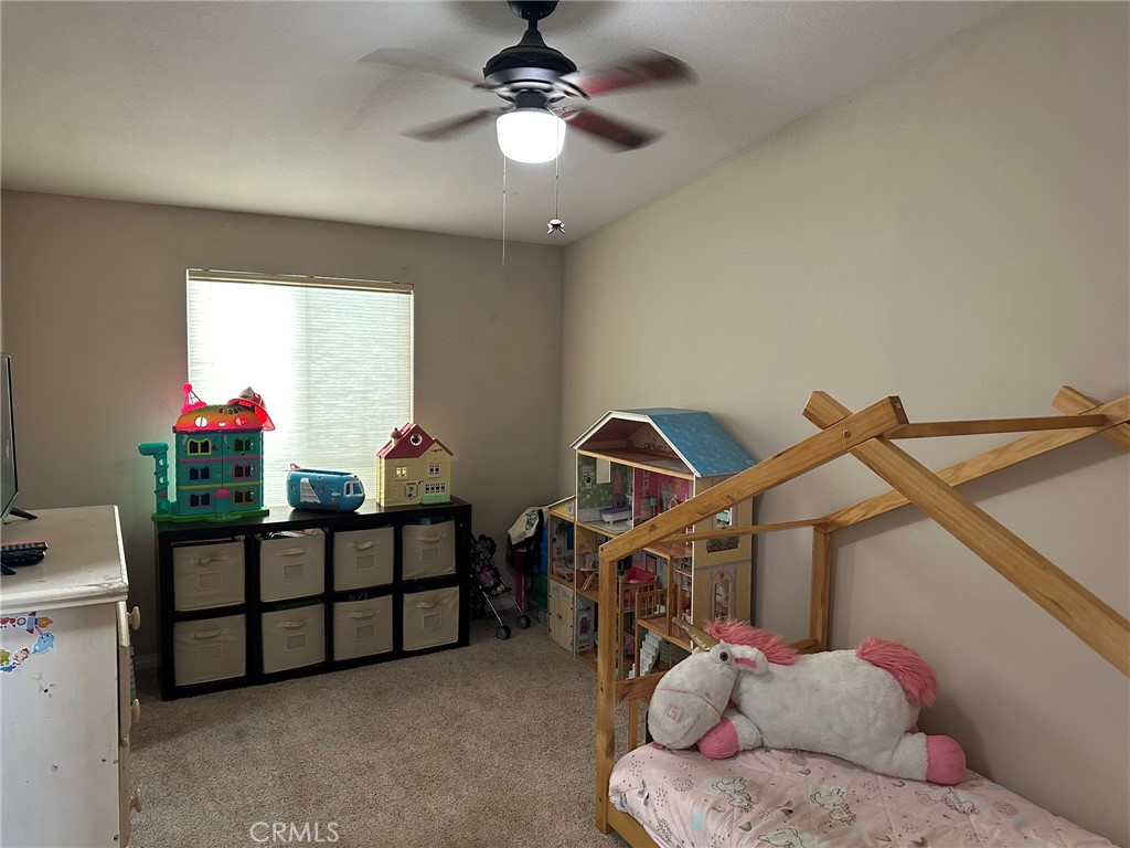 15455 Glenoaks 76 Property Photo 13