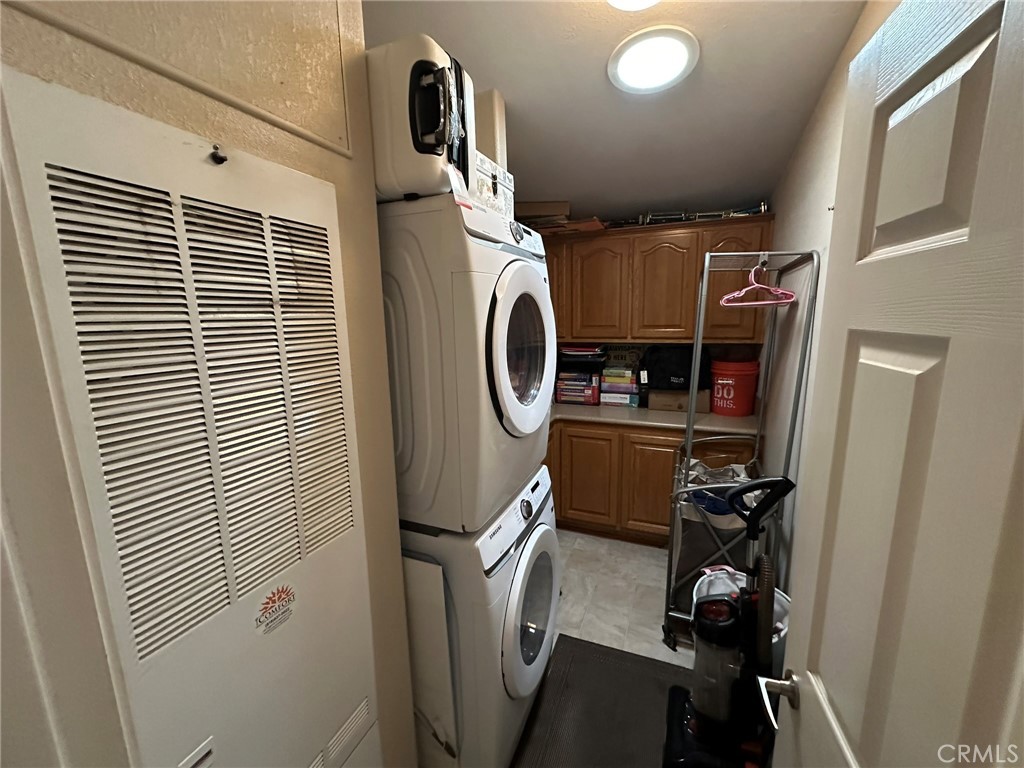 15455 Glenoaks 76 Property Photo 18