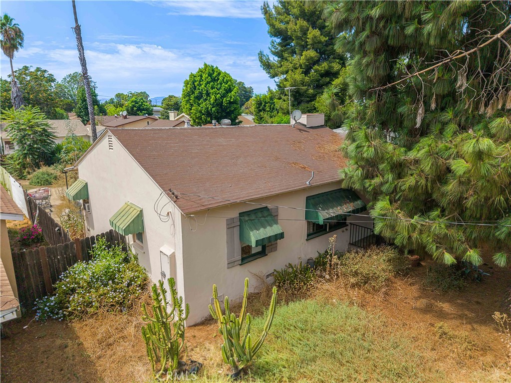 7509 Jamieson Property Photo 4