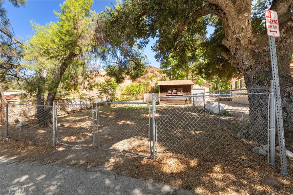 33300 Eastern Property Photo 11