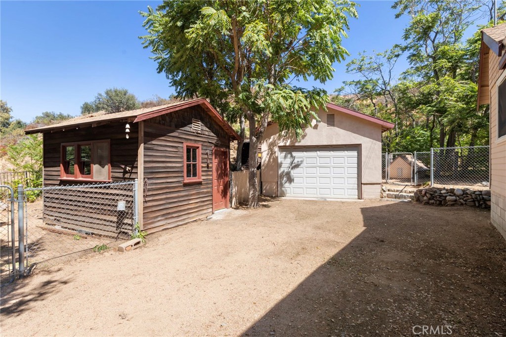 33300 Eastern Property Photo 13