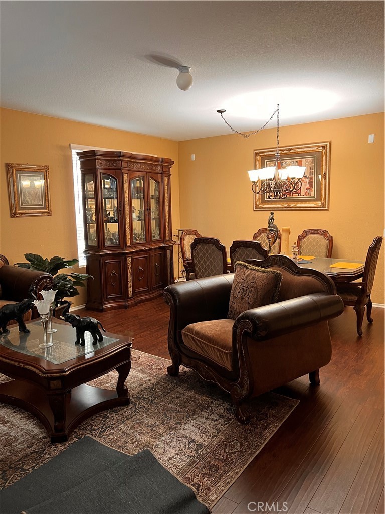 11735 Winewood Property Photo 4