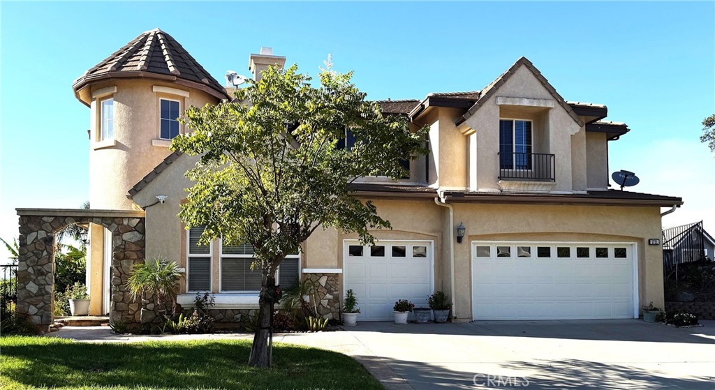 5721 Velvet Oak Court Property Photo 4