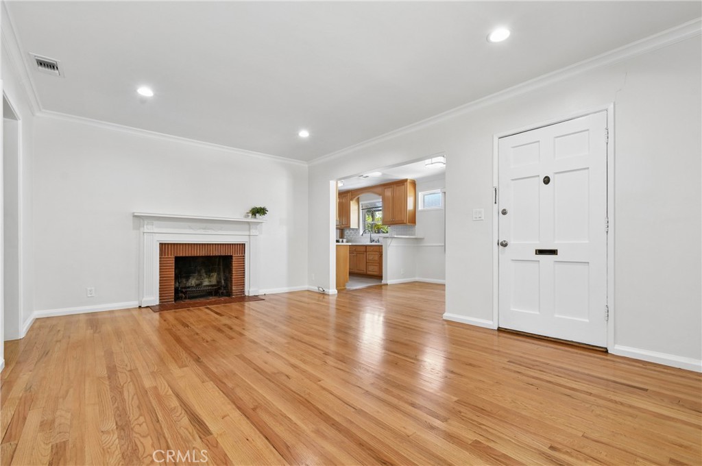 15480 Friar Street Property Photo 9