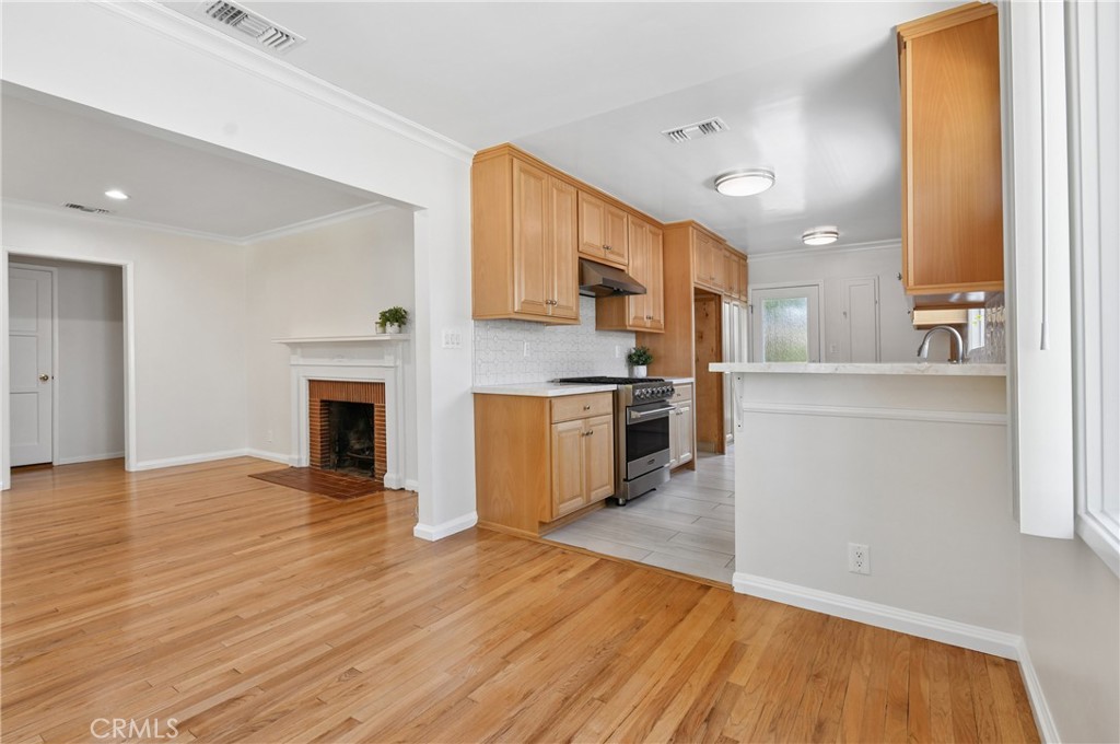 15480 Friar Street Property Photo 12