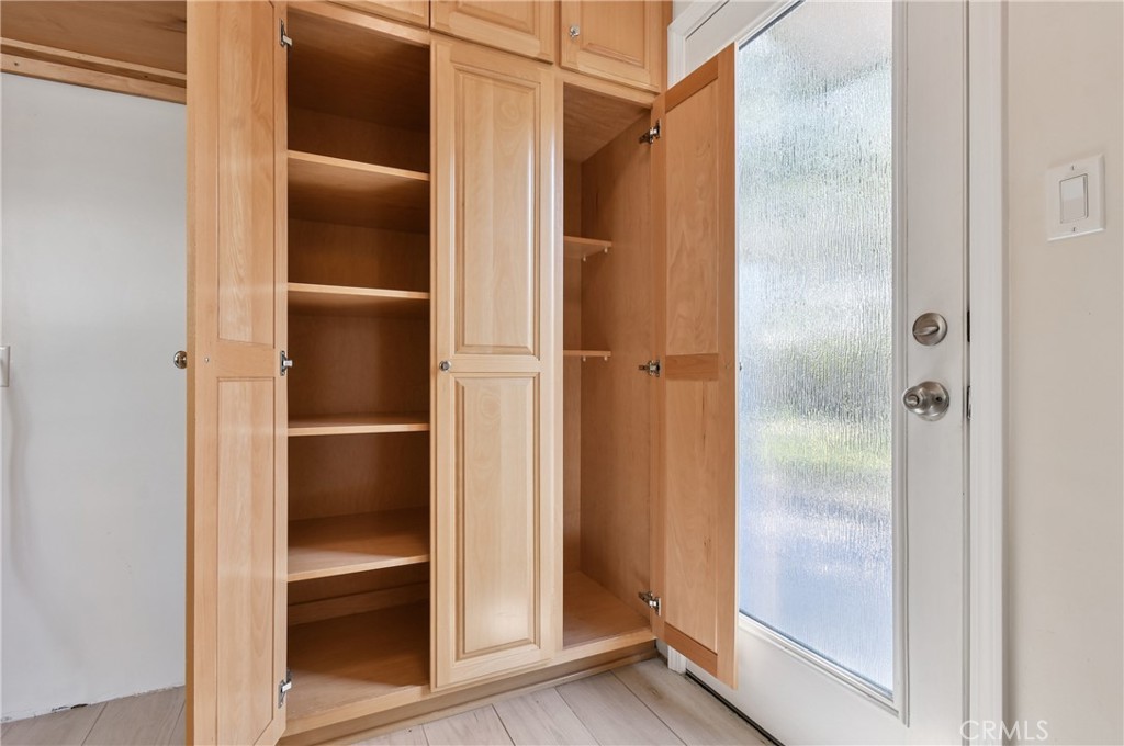 15480 Friar Street Property Photo 25