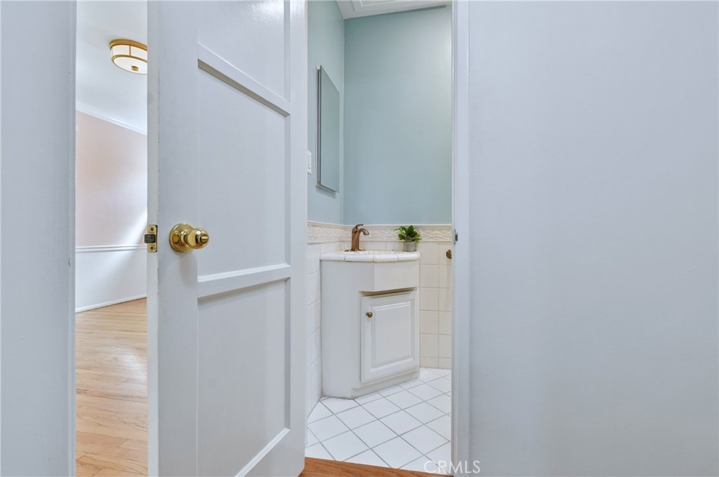 15480 Friar Street Property Photo 31