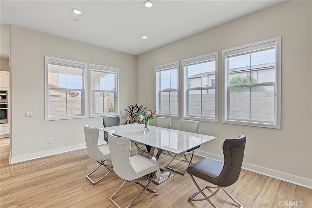 27009 California Court Property Photo 10