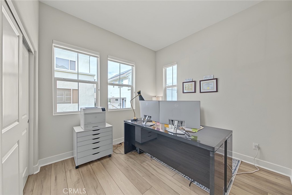 27009 California Court Property Photo 11