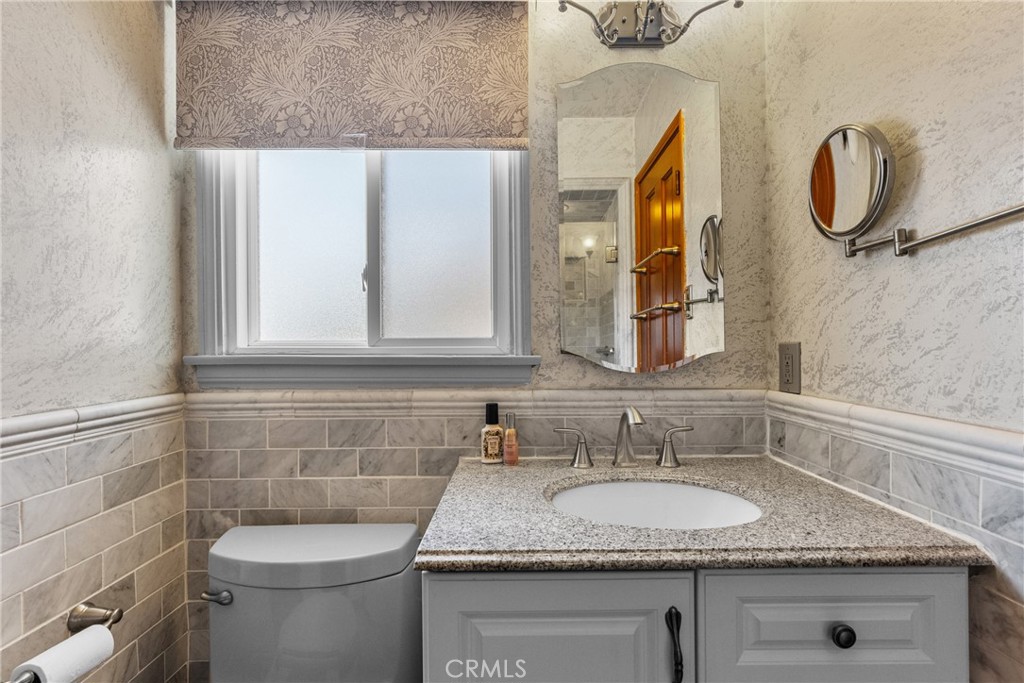 12823 Delano Property Photo 24