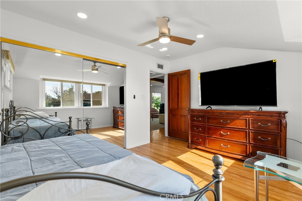 12823 Delano Property Photo 31
