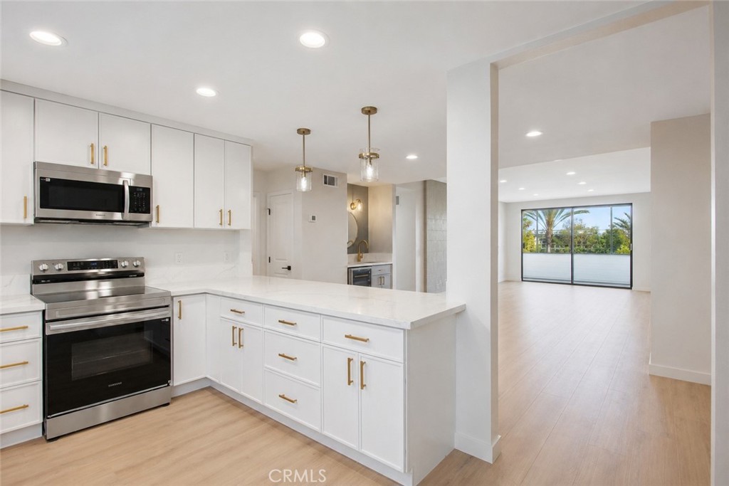 4600 Via Dolce 206 Property Photo 3