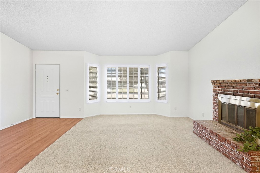 37528 97th Street E Property Photo 4