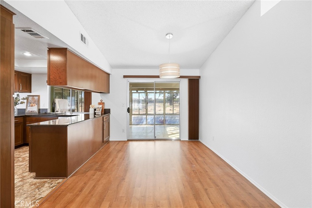 37528 97th Street E Property Photo 10