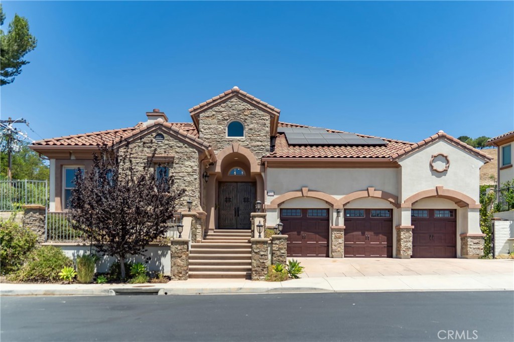 2025 Lonestar Property Photo 1